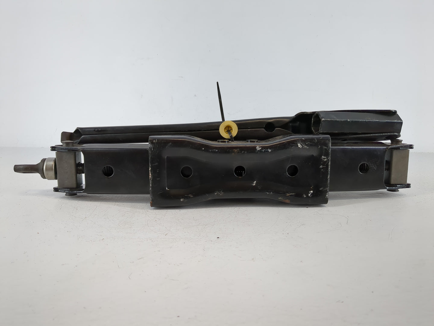 Ford Explorer Spare Scissor Car Jack 1108035 - Oemusedautoparts1.com