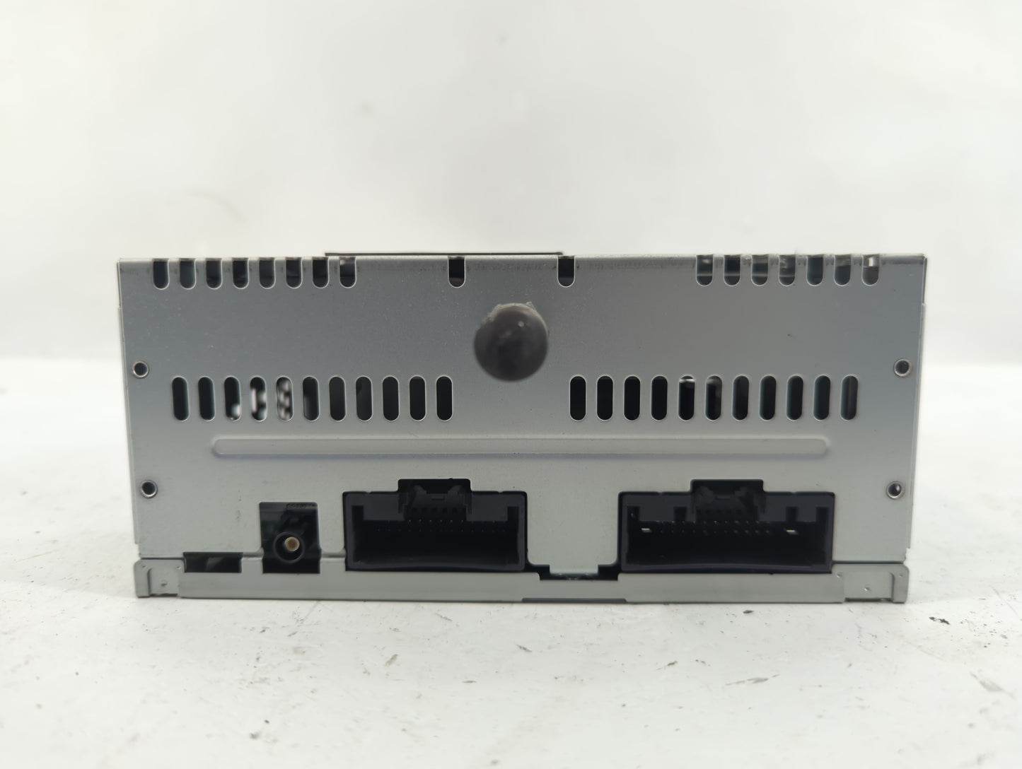 2014 Ford Explorer Radio AM FM Cd Player Receiver Replacement Fits OEM Used Auto Parts - Oemusedautoparts1.com