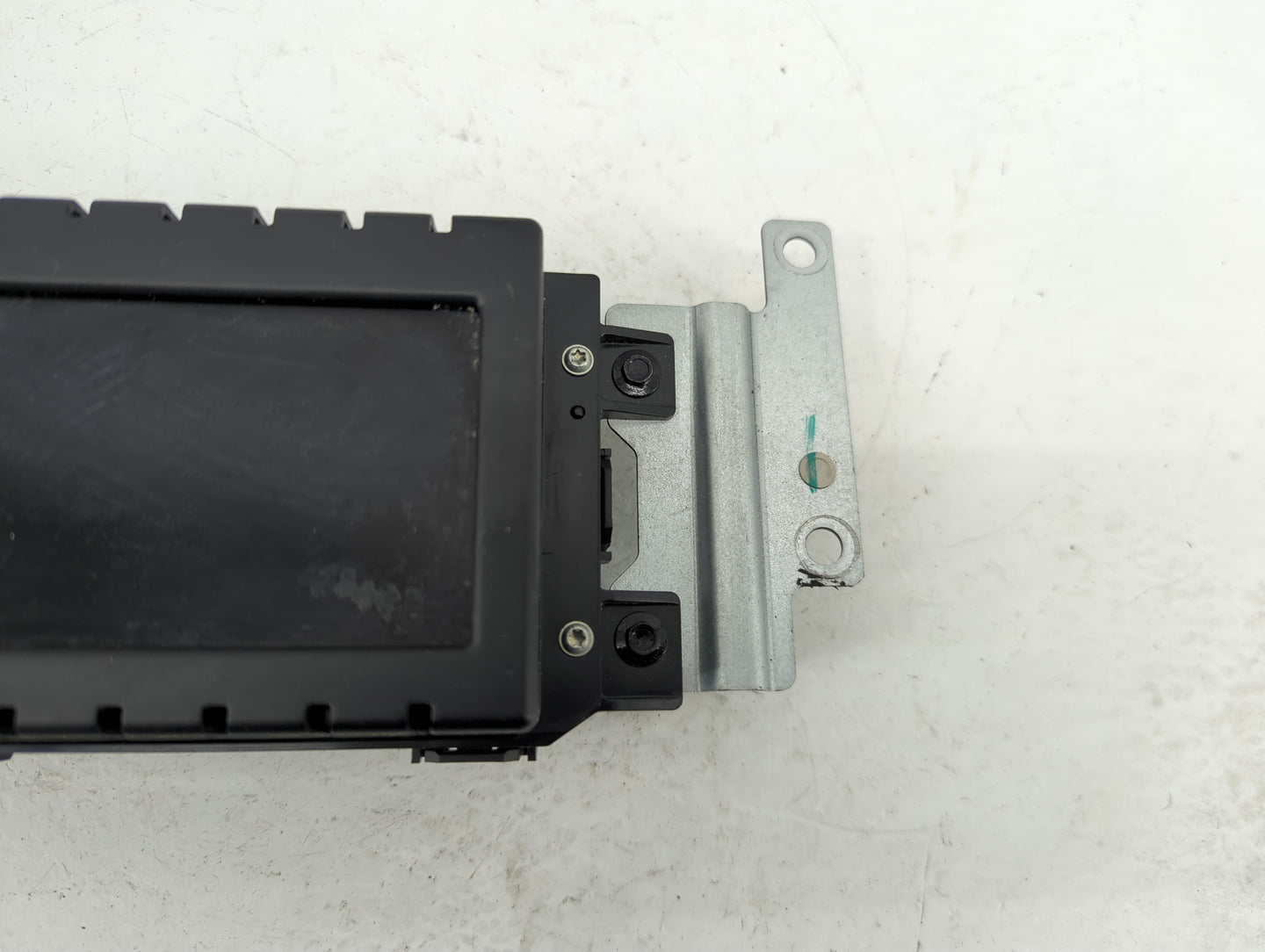2011-2015 Ford Explorer Information Display Screen - Oemusedautoparts1.com