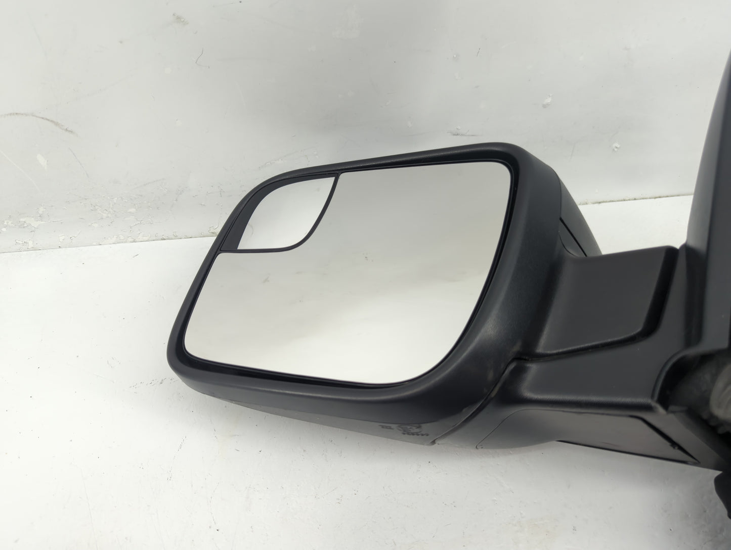 2011-2015 Ford Explorer Driver Side View Mirror - Left Door Mirror OEM Used - Oemusedautoparts1.com