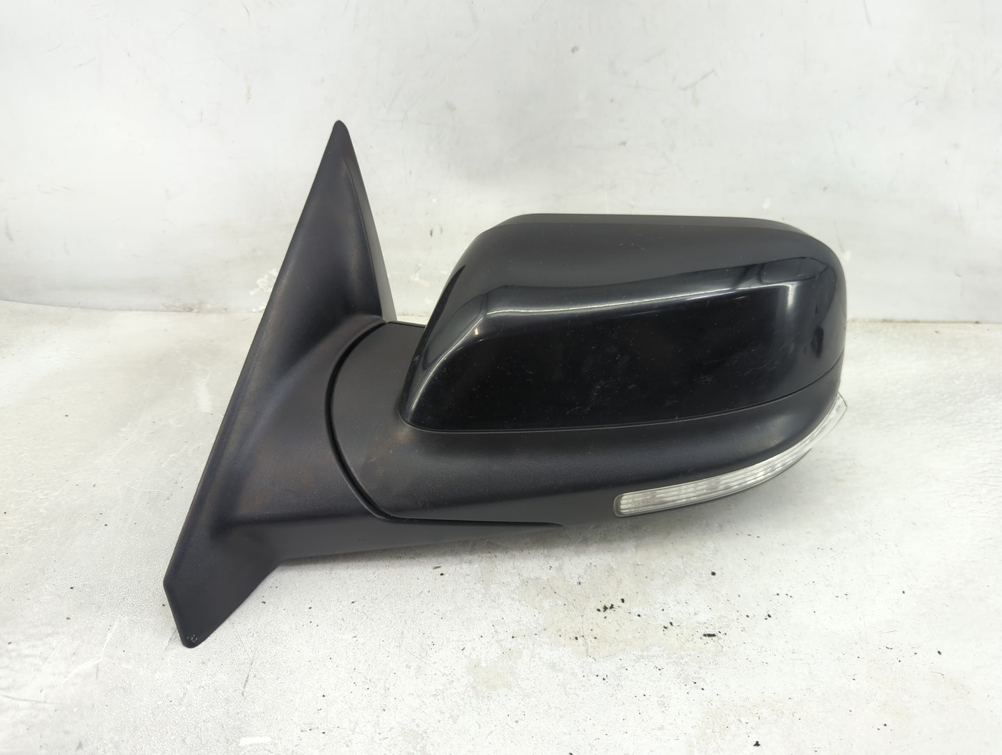 2019 Ford Explorer Driver Side View Mirror - Left Door Mirror OEM Used - Oemusedautoparts1.com