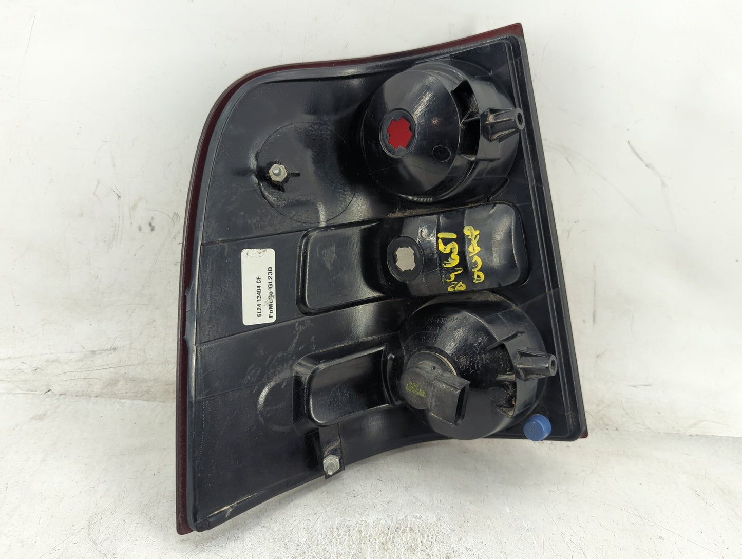 2006-2010 Ford Explorer Tail Light Assembly Passenger Right OEM Fits Fits 2006 2007 2008 2009 2010 OEM Used Auto Parts - Oem
