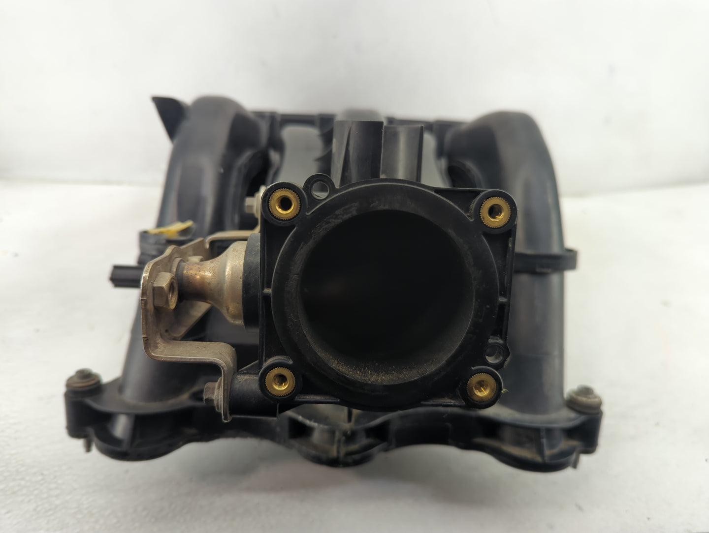 2003-2005 Ford Explorer Air Intake Manifold Fits Fits 2003 2004 2005 OEM Used Auto Parts - Oemusedautoparts1.com