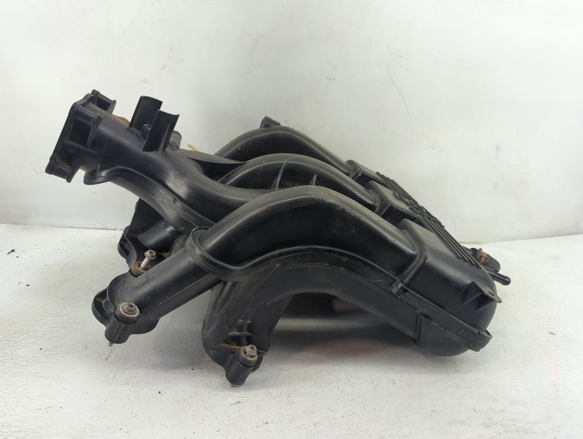 2003-2005 Ford Explorer Air Intake Manifold Fits Fits 2003 2004 2005 OEM Used Auto Parts - Oemusedautoparts1.com