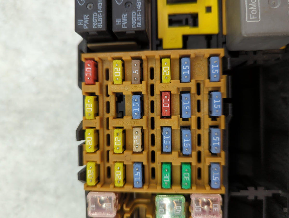 2002-2010 Ford Explorer Fusebox Fuse Box Panel Relay Module Fits Fits 2002 2003 2004 2005 2006 2007 2008 2009 2010 OEM Used 