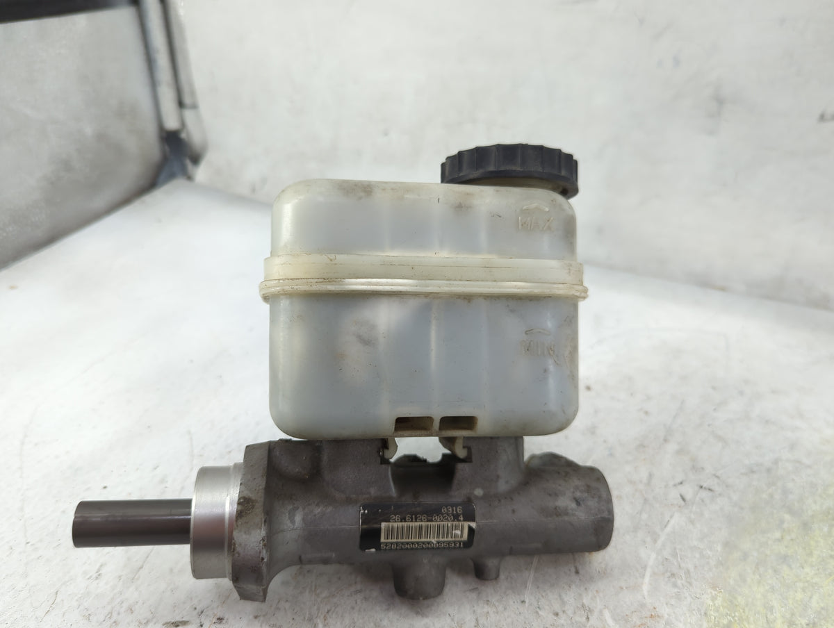 2006-2010 Ford Explorer Brake Master Cylinder 5007235 - Oemusedautoparts1.com