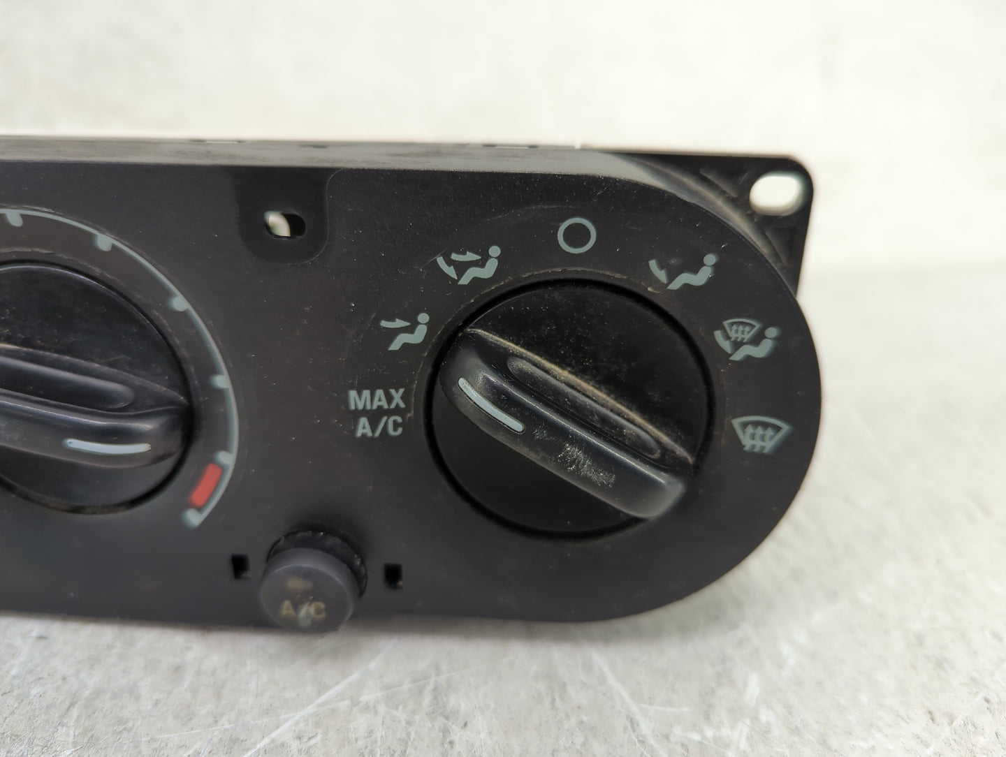 2002-2006 Ford Explorer Climate Control Module Temperature AC/Heater Replacement Fits Fits 2002 2003 2004 2005 2006 OEM Used