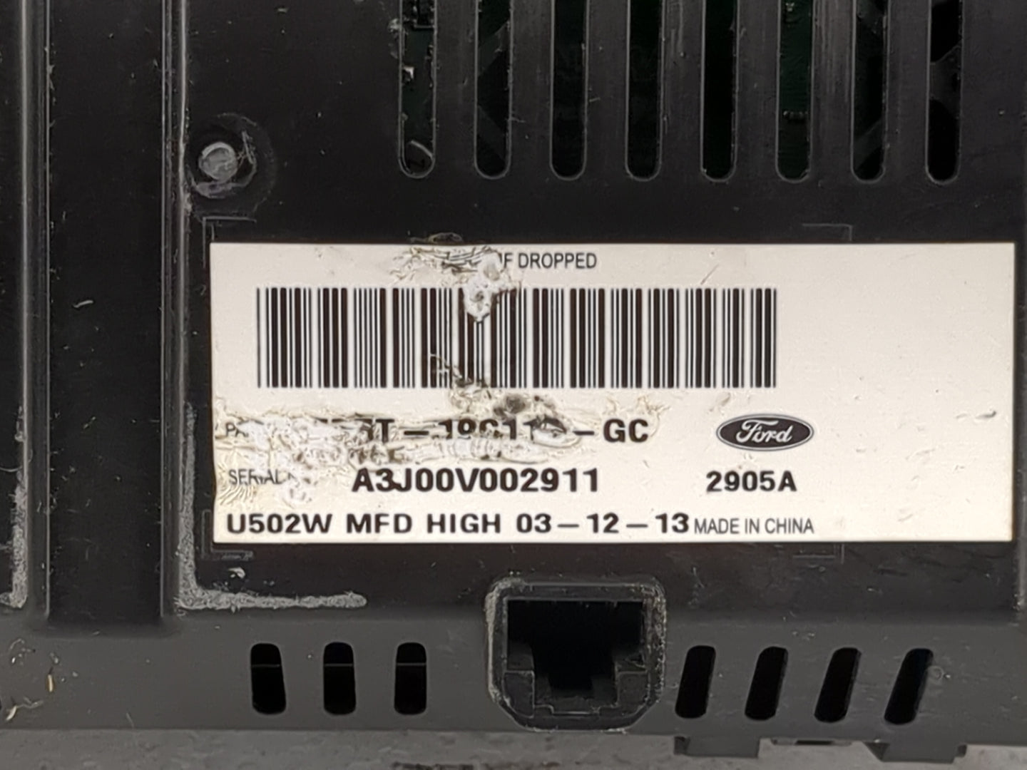 2014-2019 Ford Explorer Information Display Screen 5027163 - Oemusedautoparts1.com