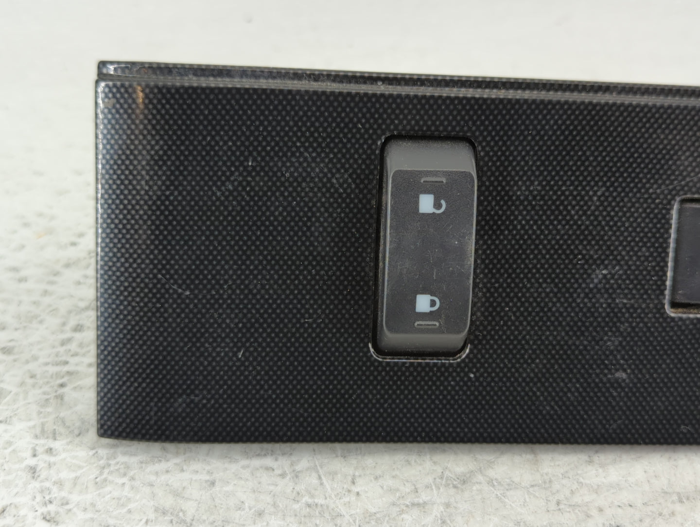 Ford Explorer Passenger Right Power Window Switch 6l2t-14a563-c - Oemusedautoparts1.com