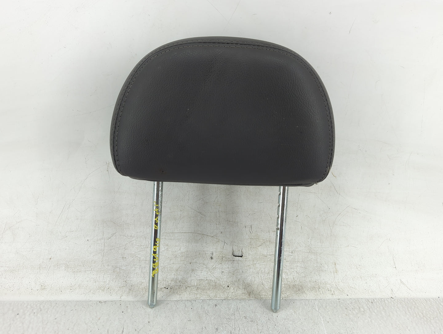 2002-2003 Ford Explorer Headrest Head Rest Front Driver Passenger Seat Fits Fits 2002 2003 OEM Used Auto Parts - Oemusedauto