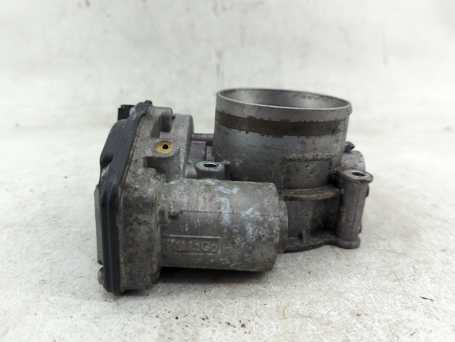 2011-2019 Ford Explorer Throttle Body Fits Fits 2011 2012 2013 2014 2015 2016 2017 2018 2019 OEM Used Auto Parts - Oemusedau