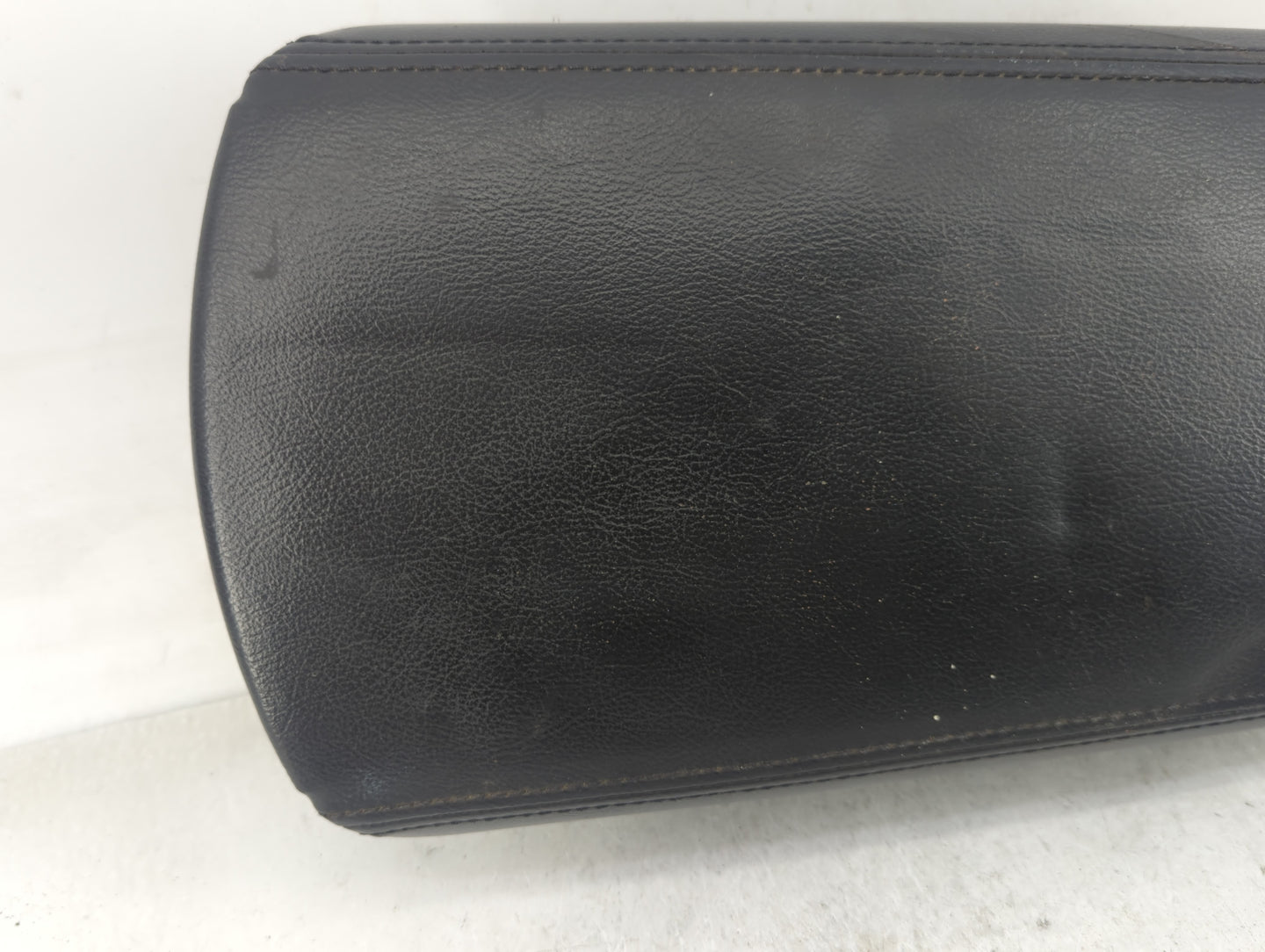 2011-2015 Ford Explorer Center Console Armrest Cover Lid Fits Fits 2011 2012 2013 2014 2015 OEM Used Auto Parts - Oemusedaut