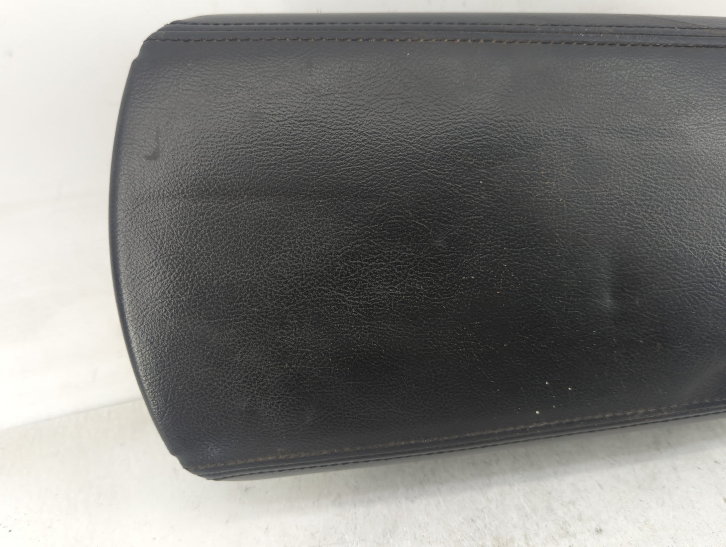 2011-2015 Ford Explorer Center Console Armrest Cover Lid Fits Fits 2011 2012 2013 2014 2015 OEM Used Auto Parts - Oemusedaut