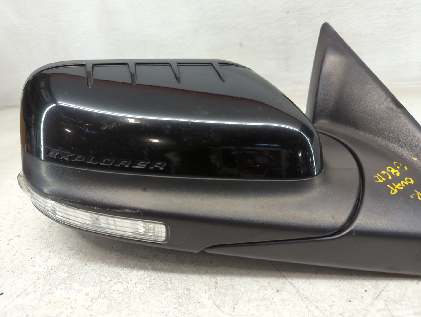 2011-2015 Ford Explorer Passenger Side View Mirror - Right Door Mirror OEM Used - Oemusedautoparts1.com