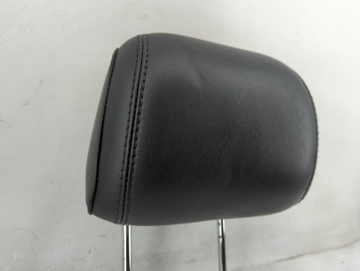 2013-2015 Ford Explorer Headrest Head Rest Front Driver Passenger Seat Fits Fits 2013 2014 2015 OEM Used Auto Parts - Oemuse
