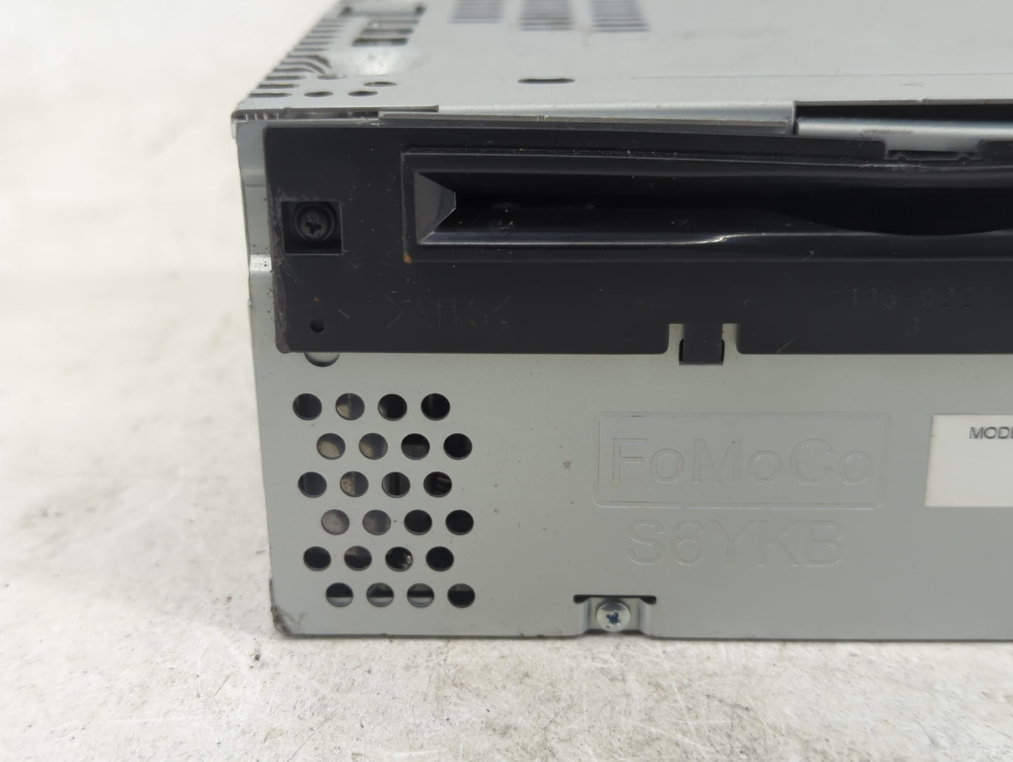 2013-2014 Ford Explorer Radio AM FM Cd Player Receiver Replacement Fits Fits 2013 2014 OEM Used Auto Parts - Oemusedautopart