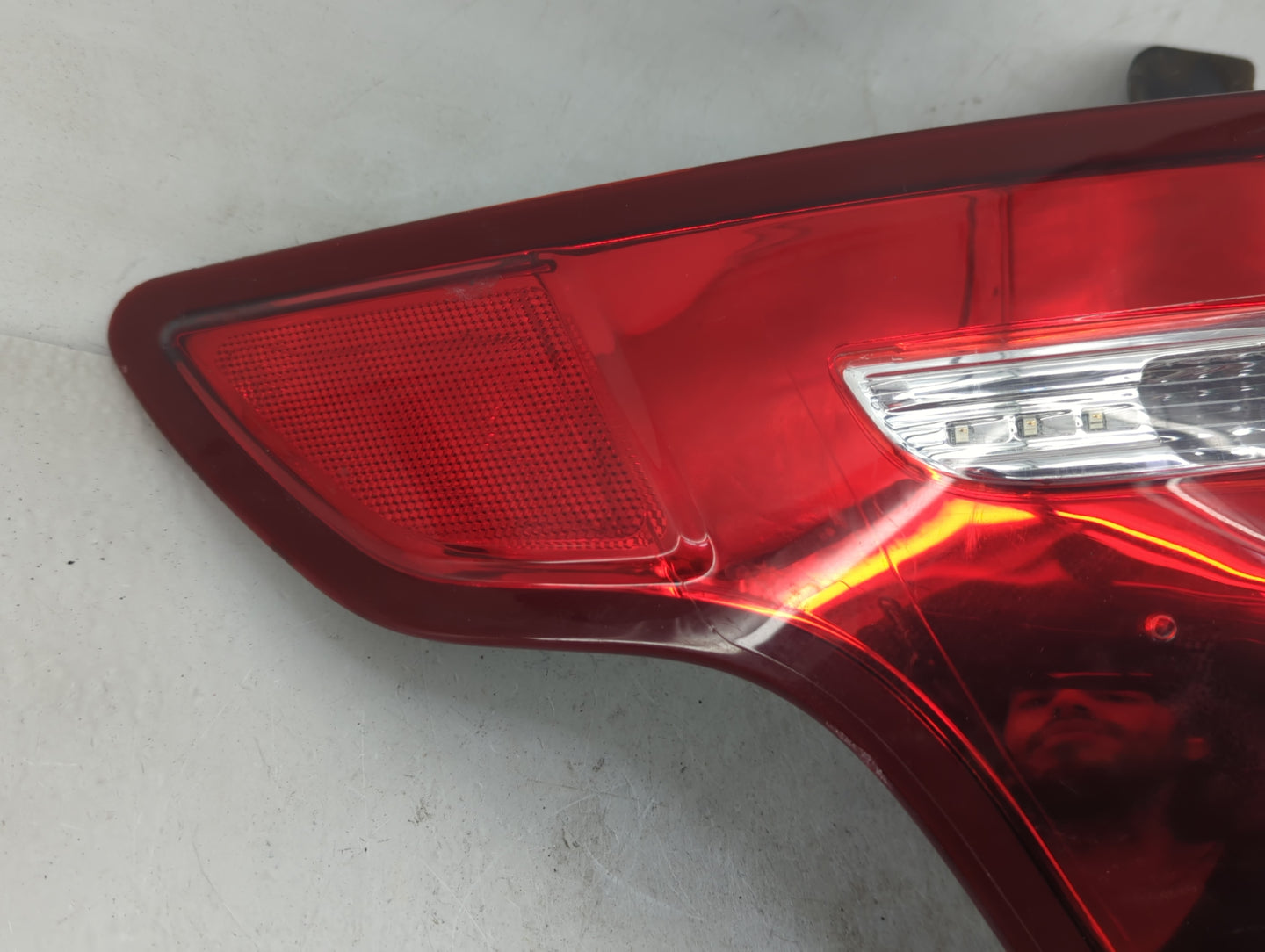 2011-2015 Ford Explorer Tail Light Assembly Driver Left OEM Fits Fits 2011 2012 2013 2014 2015 OEM Used Auto Parts - Oemused
