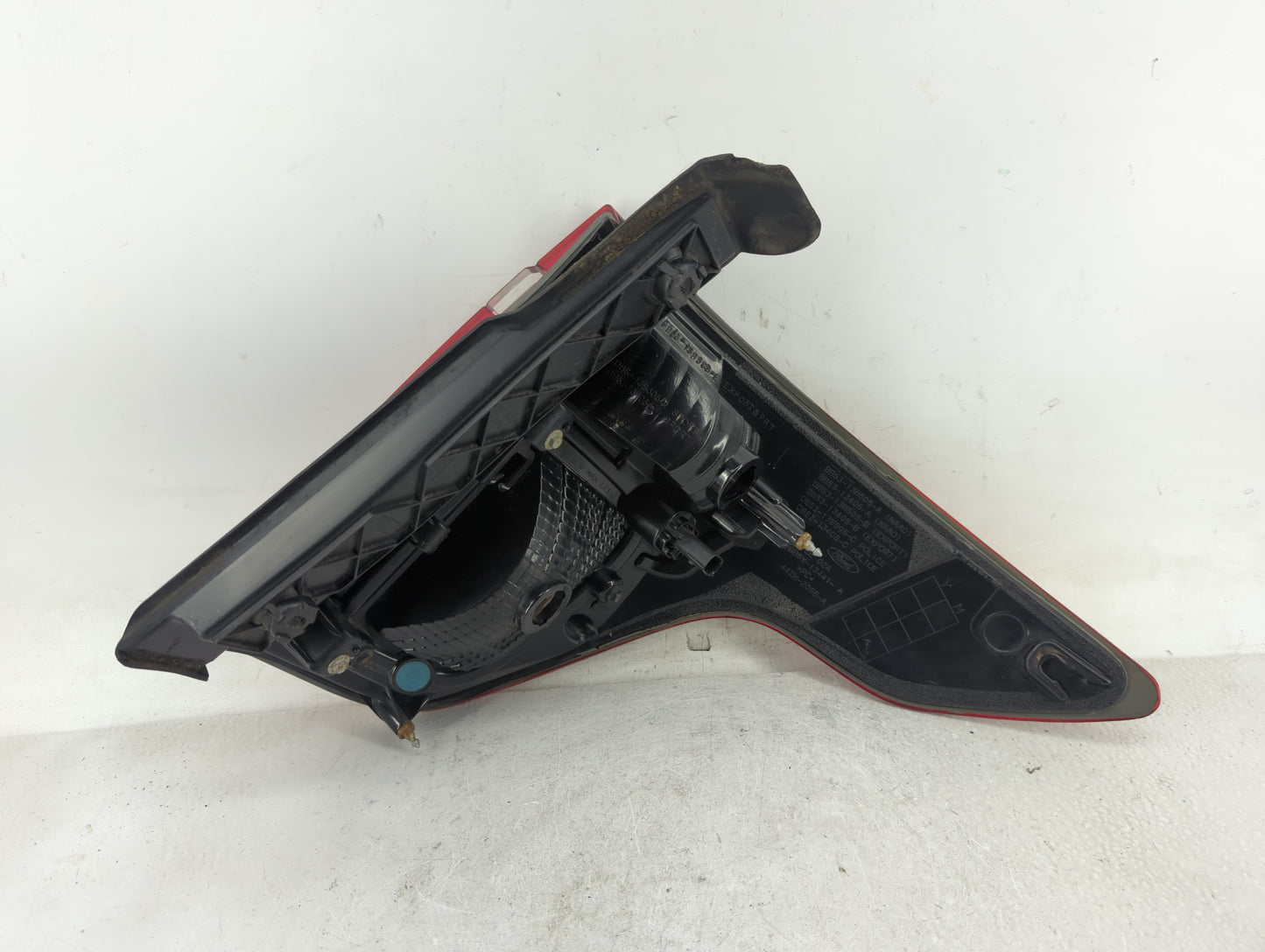 2011-2015 Ford Explorer Tail Light Assembly Driver Left OEM Fits Fits 2011 2012 2013 2014 2015 OEM Used Auto Parts - Oemused