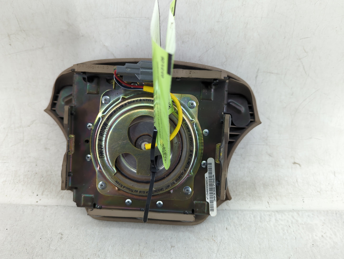 2001 Ford Explorer Sport Trac Air Bag Driver Left Steering Wheel Mounted - Oemusedautoparts1.com