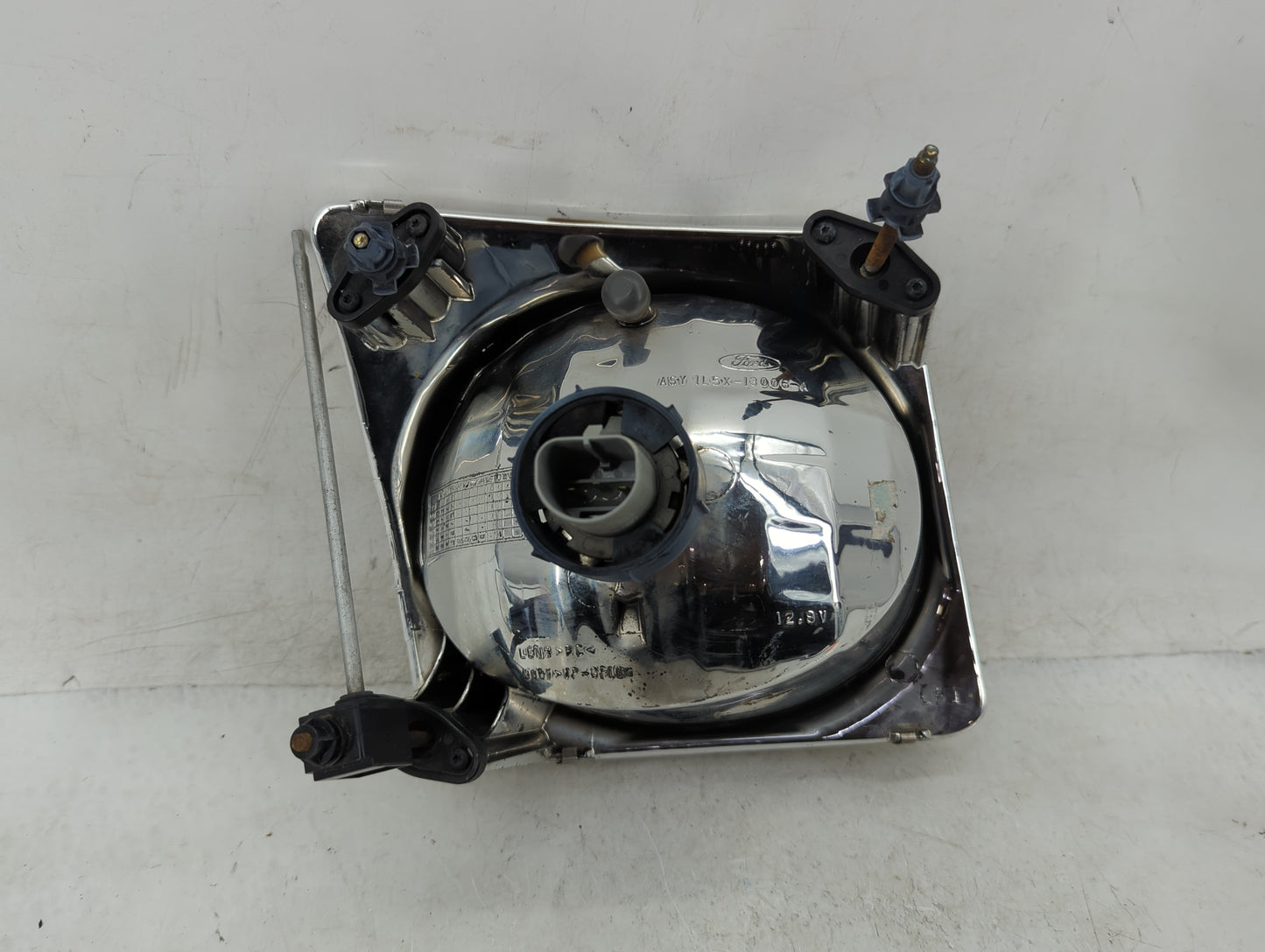 2001 Ford Explorer Sport Trac Driver Left Oem Head Light Headlight Lamp - Oemusedautoparts1.com