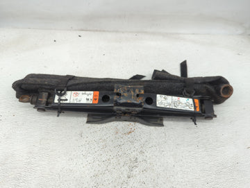 2006 Ford F-150 Spare Scissor Car Jack