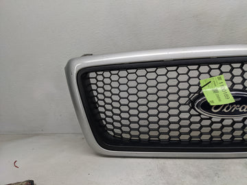 2004-2008 Ford F-150 Front Bumper Grille - Oemusedautoparts1.com