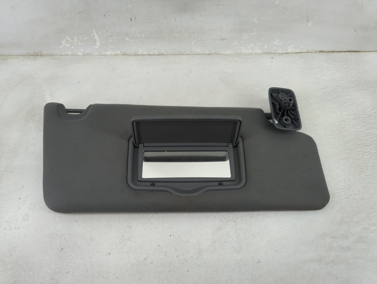 2010-2014 Ford F-150 Sun Visor Shade Replacement Passenger Right Mirror Fits Fits 2010 2011 2012 2013 2014 OEM Used Auto Par