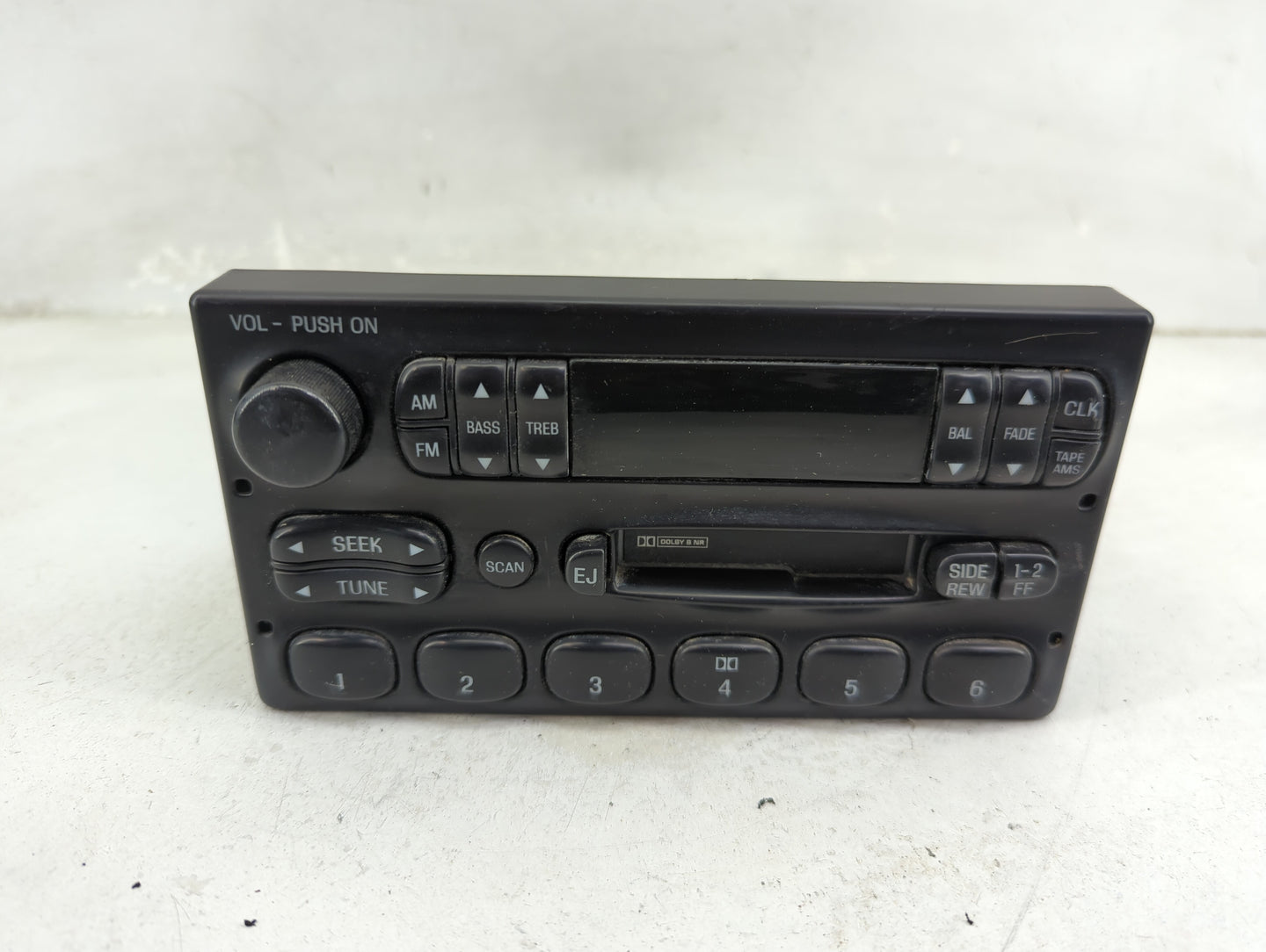 1999-2002 Ford F-150 Radio AM FM Cd Player Receiver Replacement Fits Fits 1998 1999 2000 2001 2002 OEM Used Auto Parts - Oem