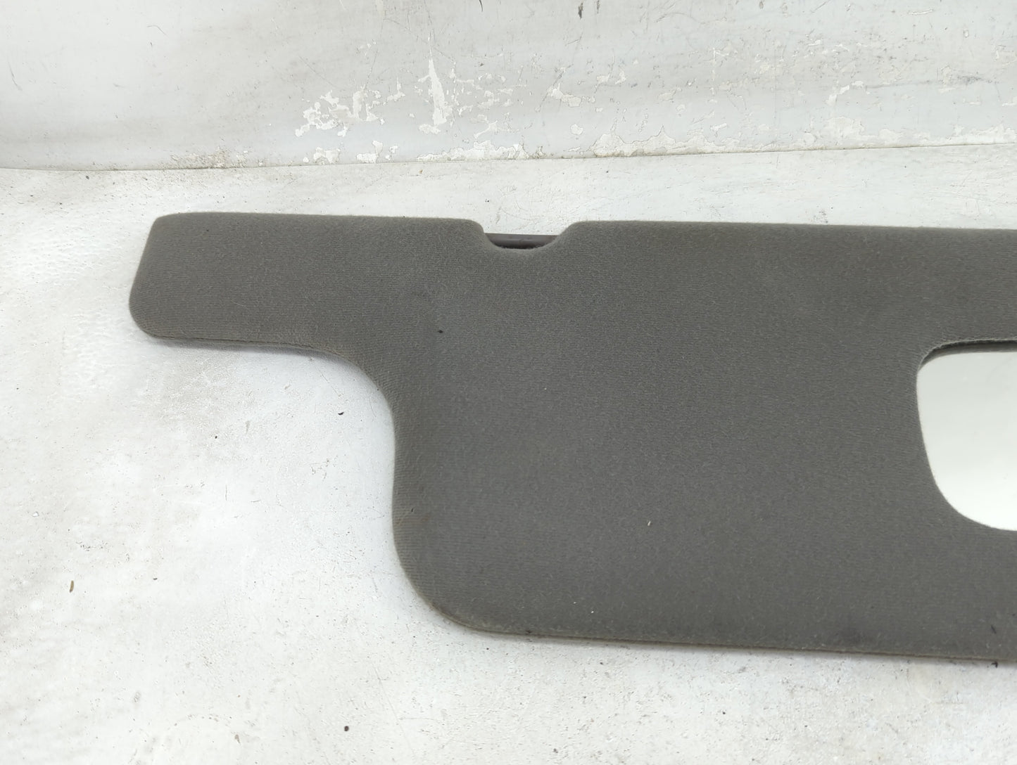 2000-2002 Ford F-150 Sun Visor Shade Replacement Passenger Right Mirror Fits Fits 2000 2001 2002 OEM Used Auto Parts - Oemus