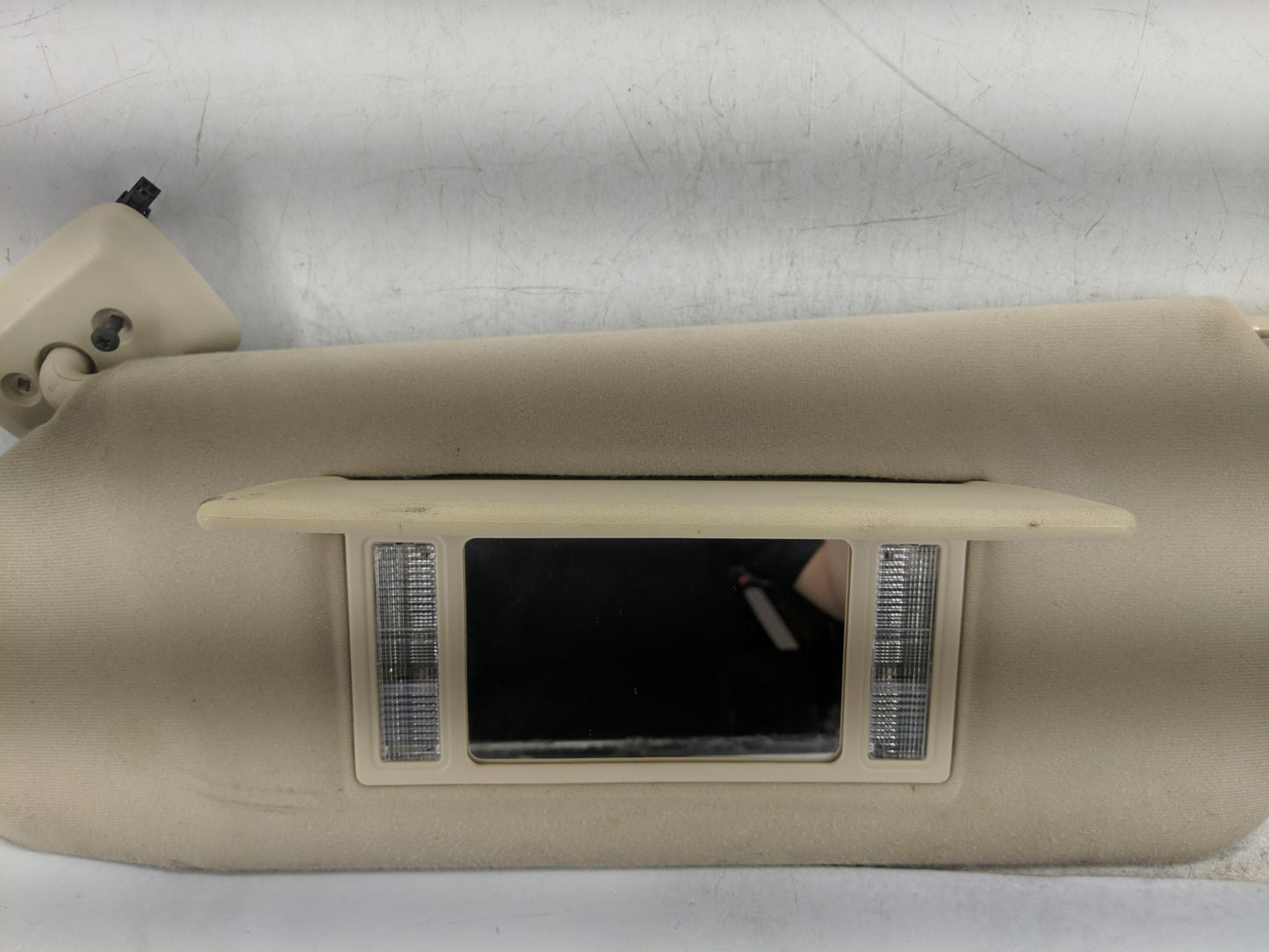 2004-2008 Ford F-150 Sun Visor Shade Replacement Driver Left Mirror Fits Fits 2004 2005 2006 2007 2008 OEM Used Auto Parts -