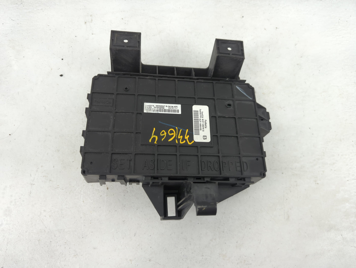 2011-2013 Ford F-150 Body Control Module Bcm Inner Cabin Fuse Box - Oemusedautoparts1.com