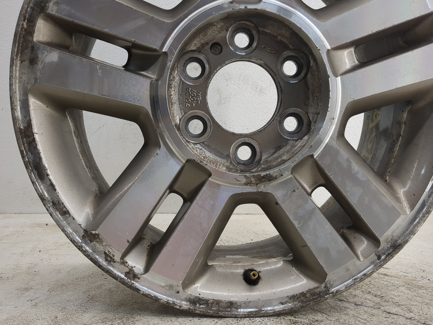 2005-2008 Ford F-150 Oem Wheel Rim - Oemusedautoparts1.com