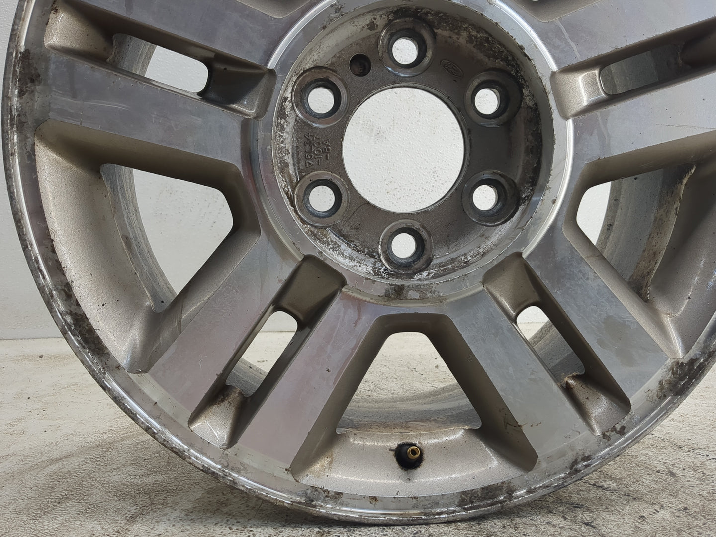 2005-2008 Ford F-150 Oem Wheel Rim - Oemusedautoparts1.com