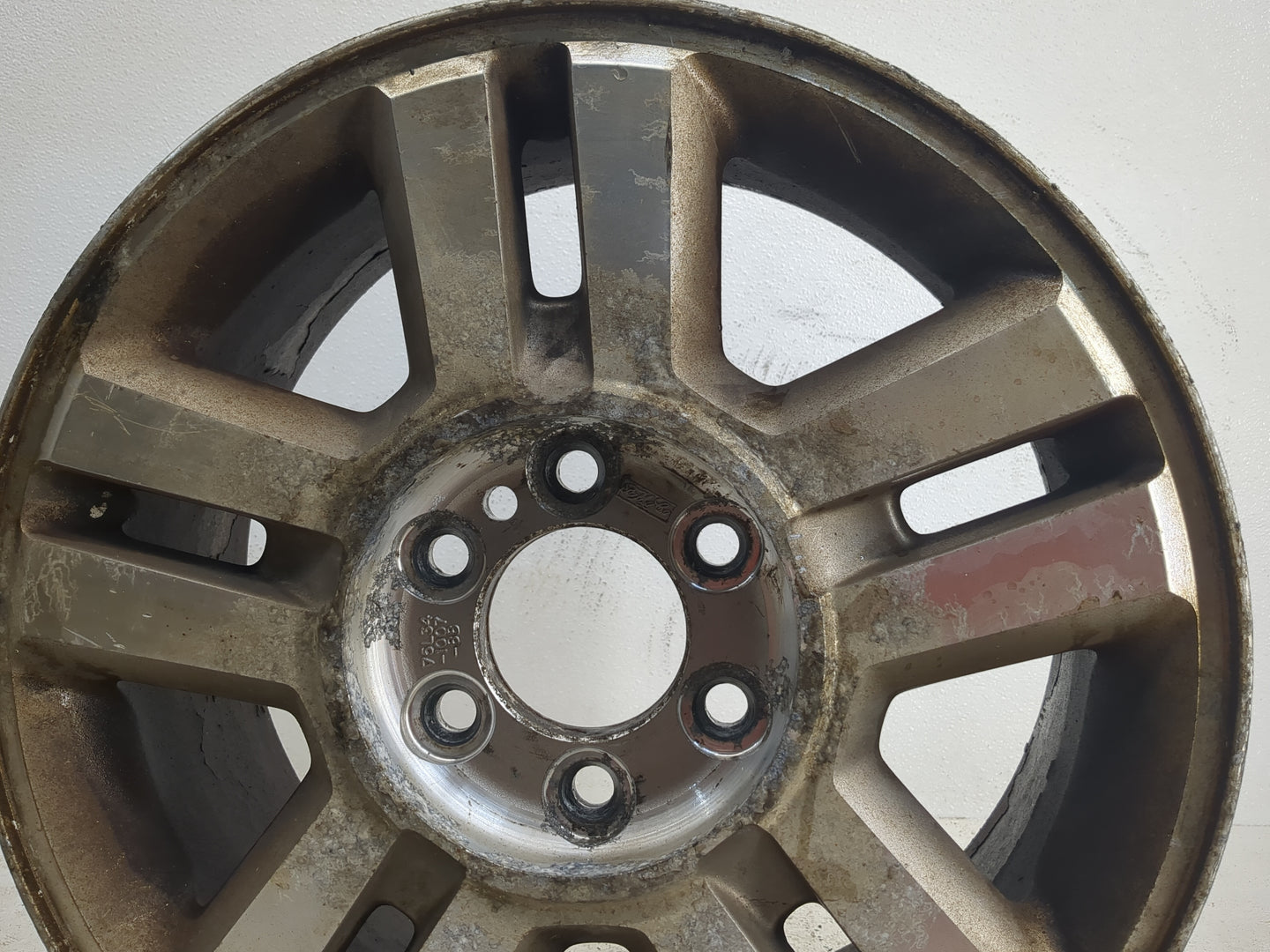 2005-2008 Ford F-150 Oem Wheel Rim 1188747 - Oemusedautoparts1.com