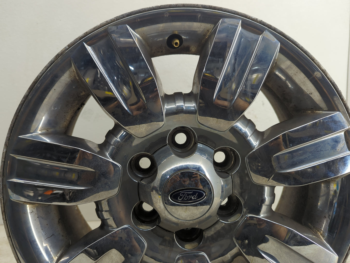 2013-2014 Ford F-150 Oem Wheel Rim - Oemusedautoparts1.com