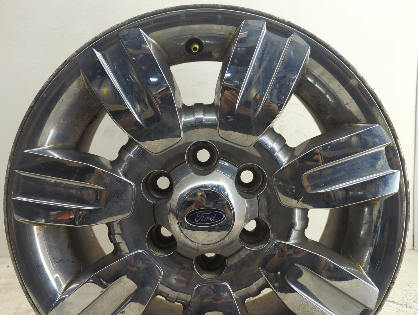 2013-2014 Ford F-150 Oem Wheel Rim - Oemusedautoparts1.com