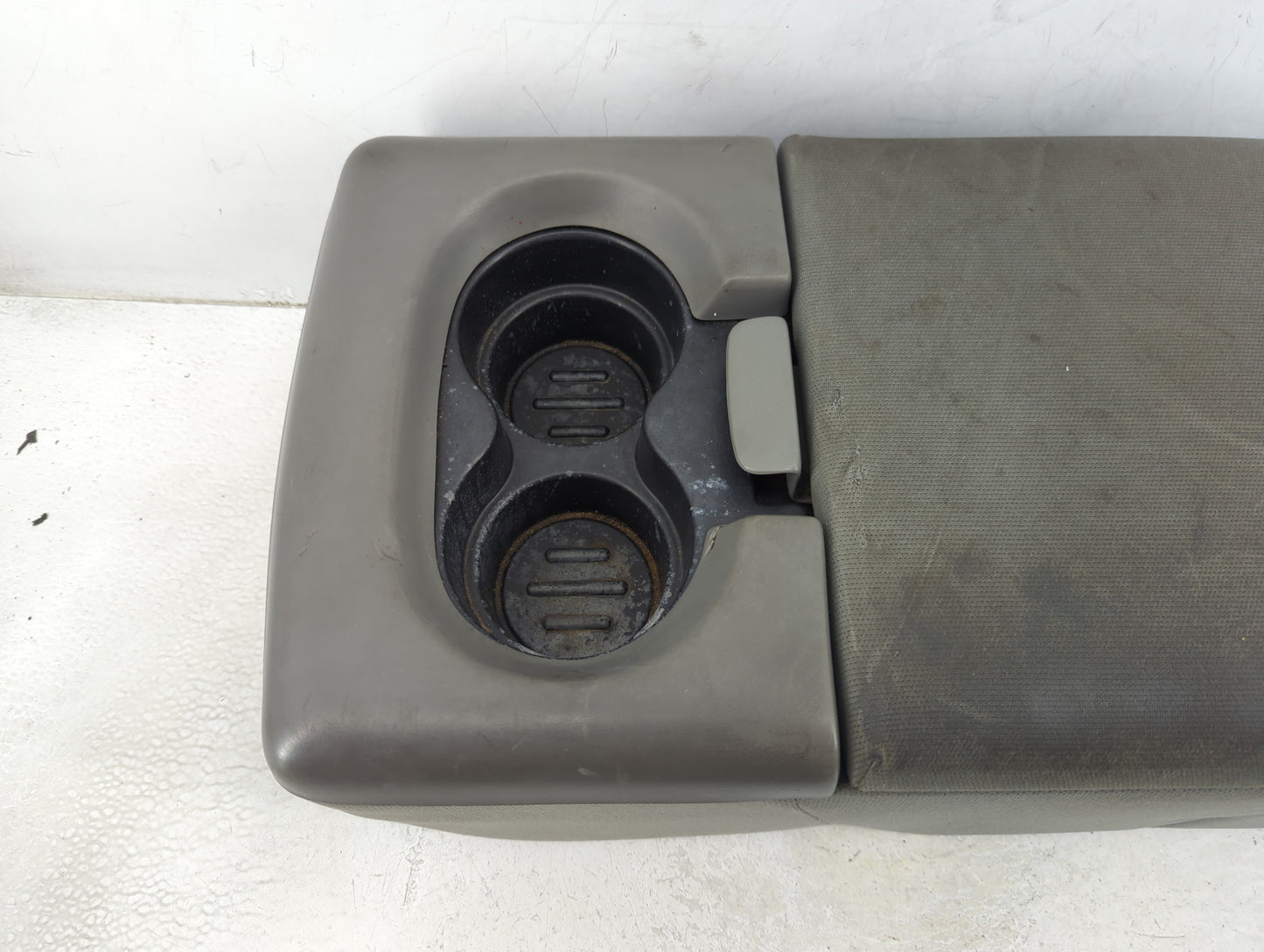 2004-2008 Ford F-150 Center Console Armrest Cover Lid Fits Fits 2004 2005 2006 2007 2008 OEM Used Auto Parts - Oemusedautopa