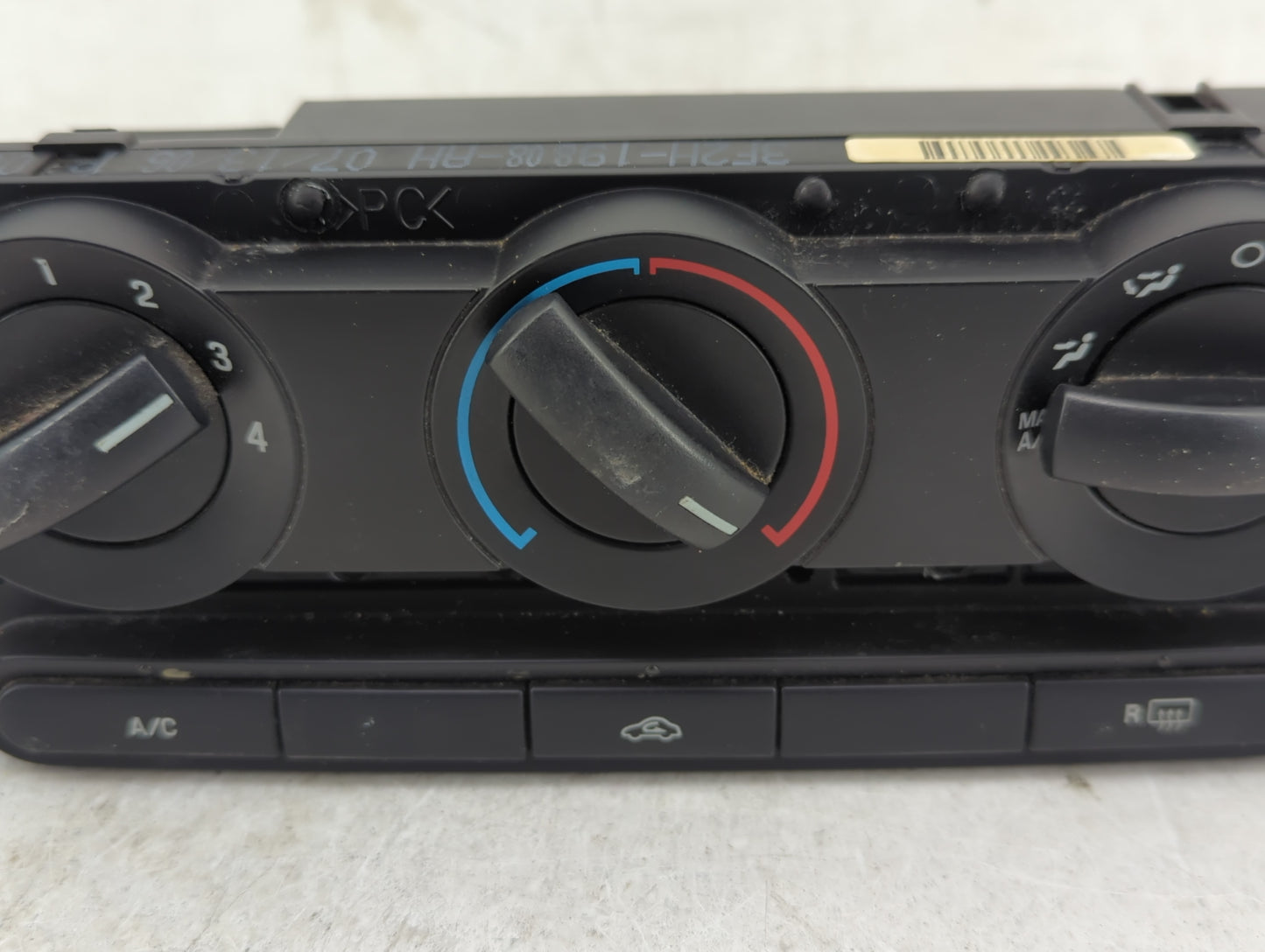 2004-2008 Ford F-150 Climate Control Module Temperature AC/Heater Replacement Fits Fits 2004 2005 2006 2007 2008 OEM Used Au