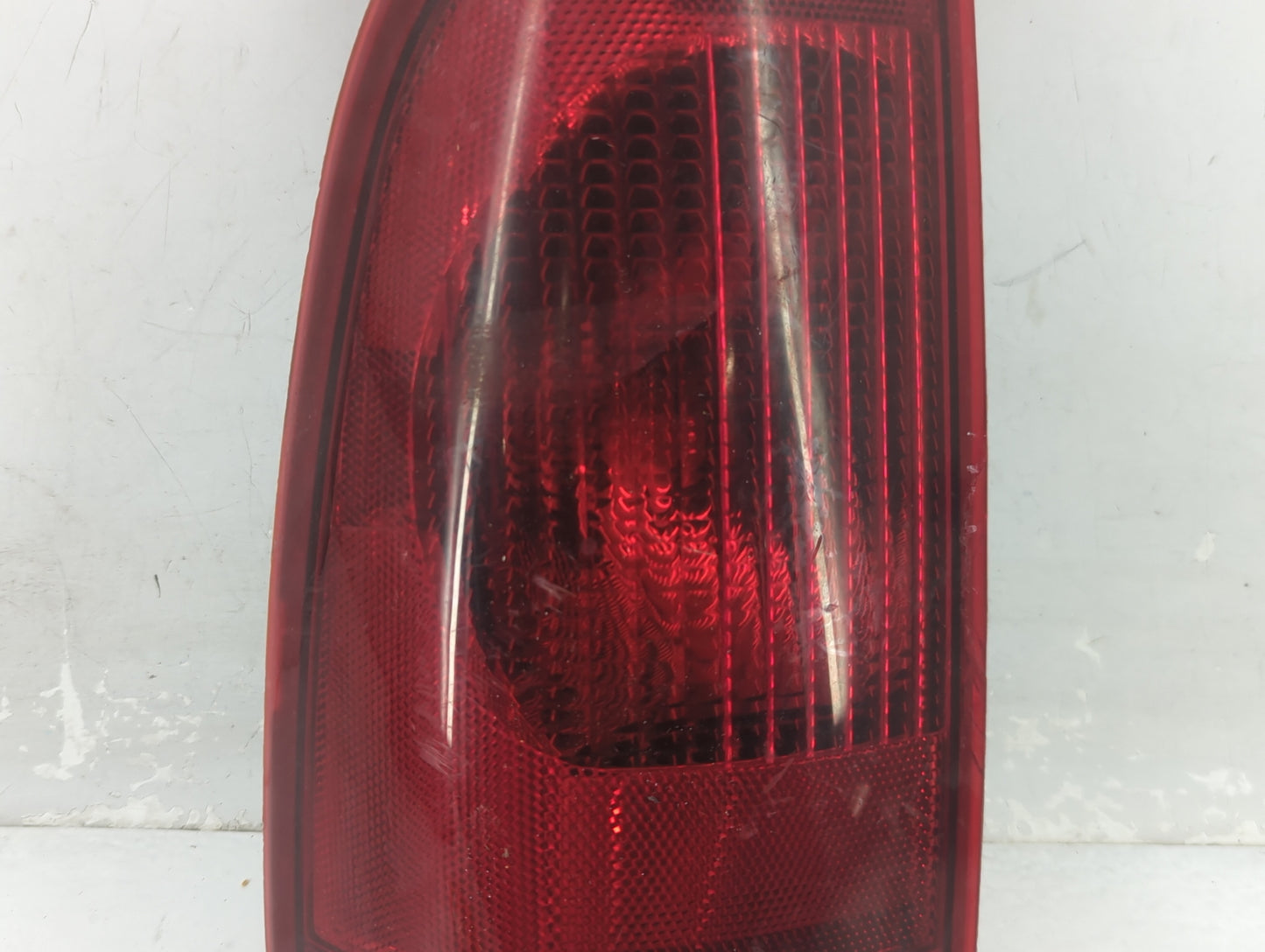 2000-2004 Ford F-150 Tail Light Assembly Driver Left OEM Fits Fits 2000 2001 2002 2003 2004 OEM Used Auto Parts - Oemusedaut