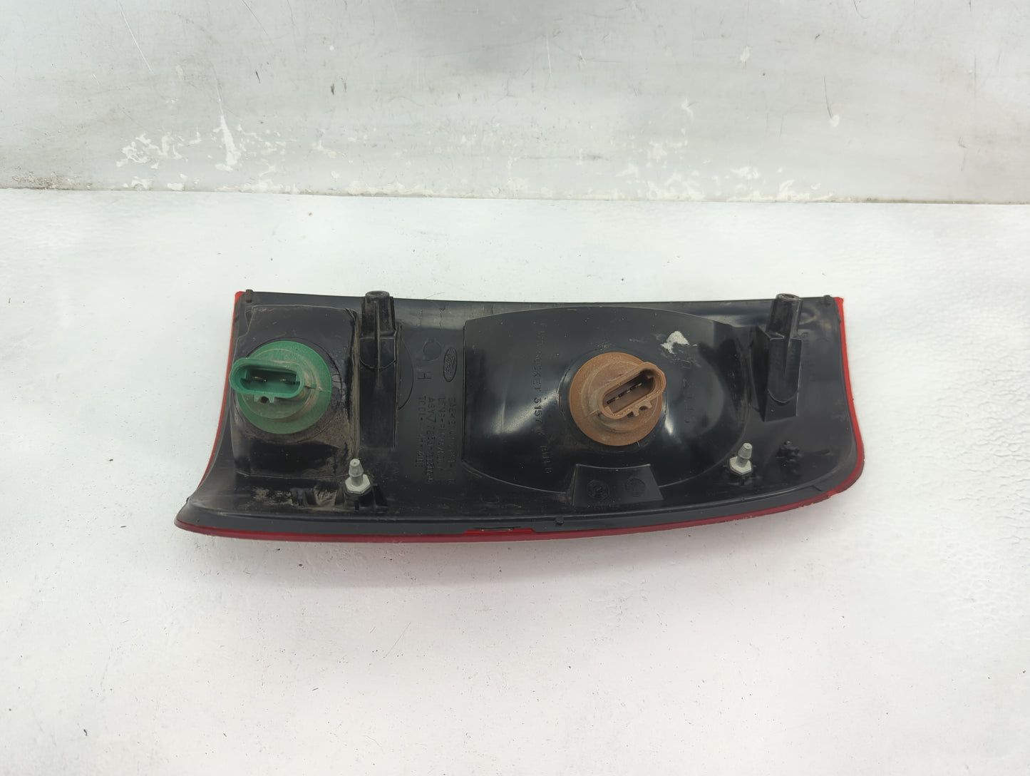 2000-2004 Ford F-150 Tail Light Assembly Driver Left OEM Fits Fits 2000 2001 2002 2003 2004 OEM Used Auto Parts - Oemusedaut