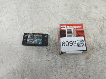 compare product Ford F-150 1416092