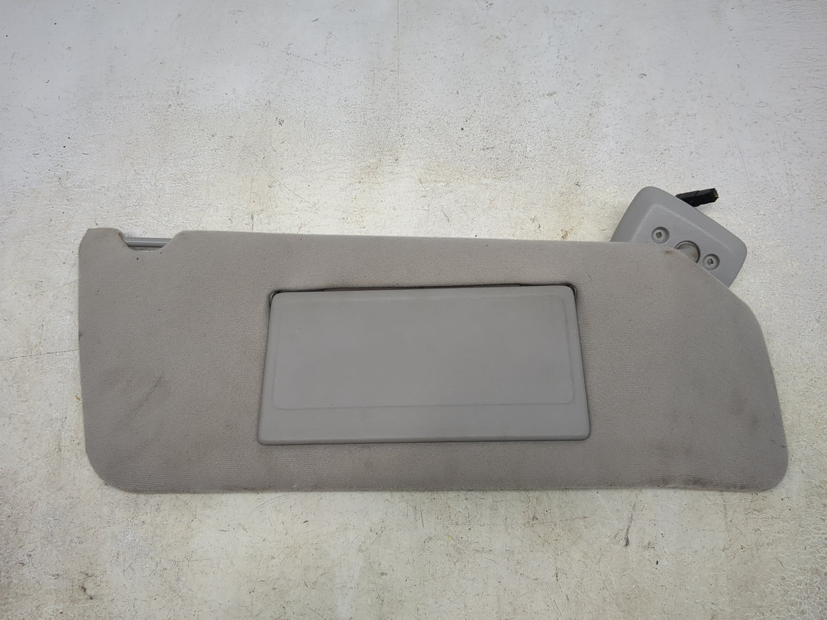 2004-2008 Ford F-150 Sun Visor Shade Replacement Passenger Right Mirror Fits Fits 2004 2005 2006 2007 2008 OEM Used Auto Par