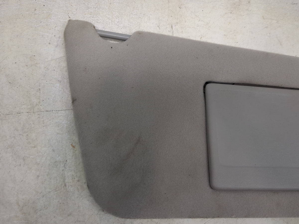 2004-2008 Ford F-150 Sun Visor Shade Replacement Passenger Right Mirror Fits Fits 2004 2005 2006 2007 2008 OEM Used Auto Par