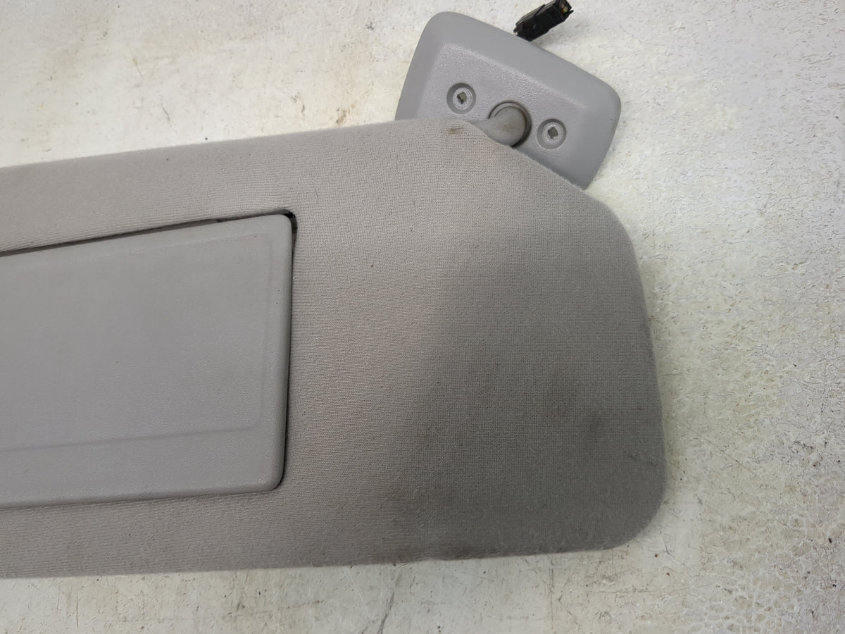 2004-2008 Ford F-150 Sun Visor Shade Replacement Passenger Right Mirror Fits Fits 2004 2005 2006 2007 2008 OEM Used Auto Par