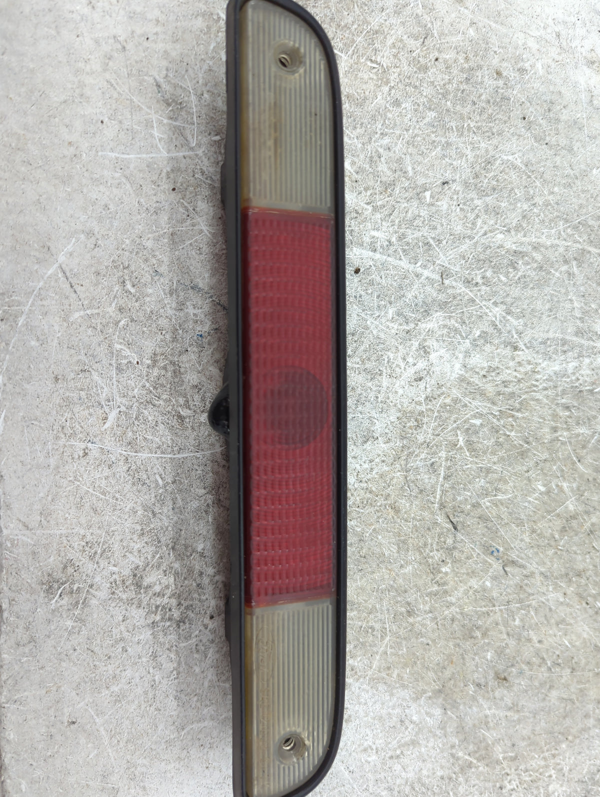 1992-1996 Ford F-150 High Mounted Stop Third Brake Light Lamp 5022935 - Oemusedautoparts1.com