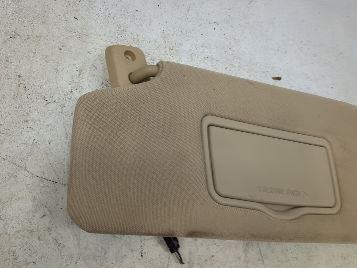 2009-2010 Ford F-150 Sun Visor Shade Replacement Driver Left Mirror Fits Fits 2009 2010 OEM Used Auto Parts - Oemusedautopar