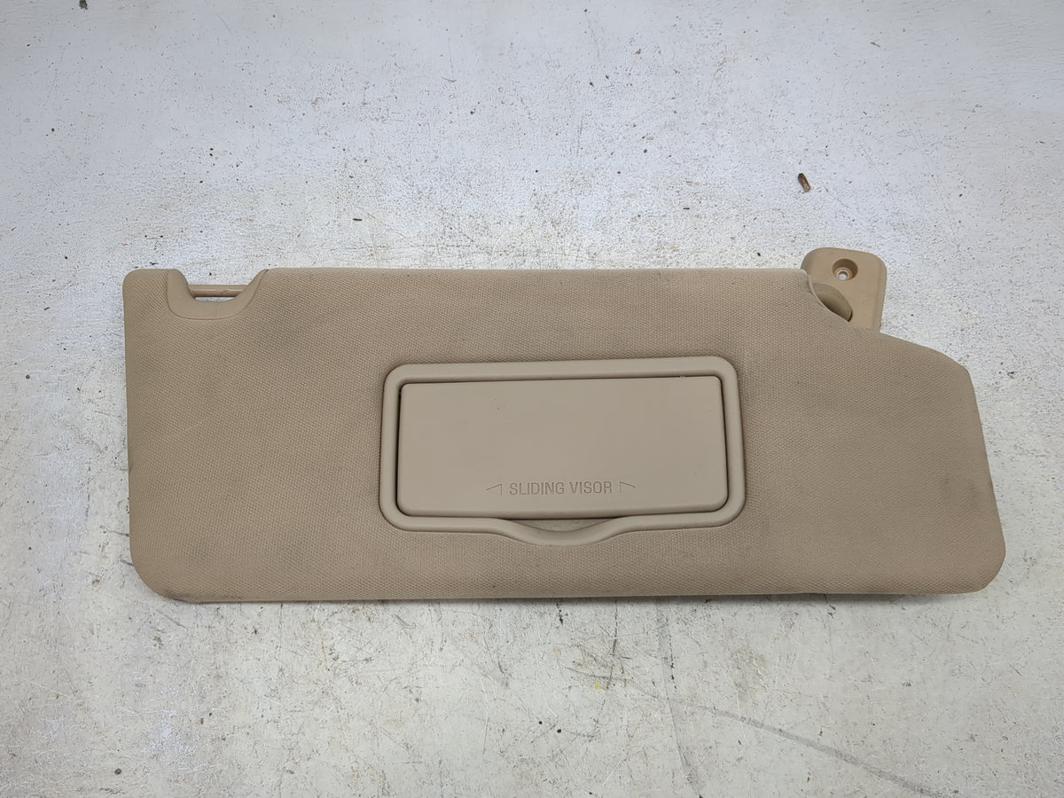 2009-2010 Ford F-150 Sun Visor Shade Replacement Passenger Right Mirror Fits Fits 2009 2010 OEM Used Auto Parts - Oemusedaut