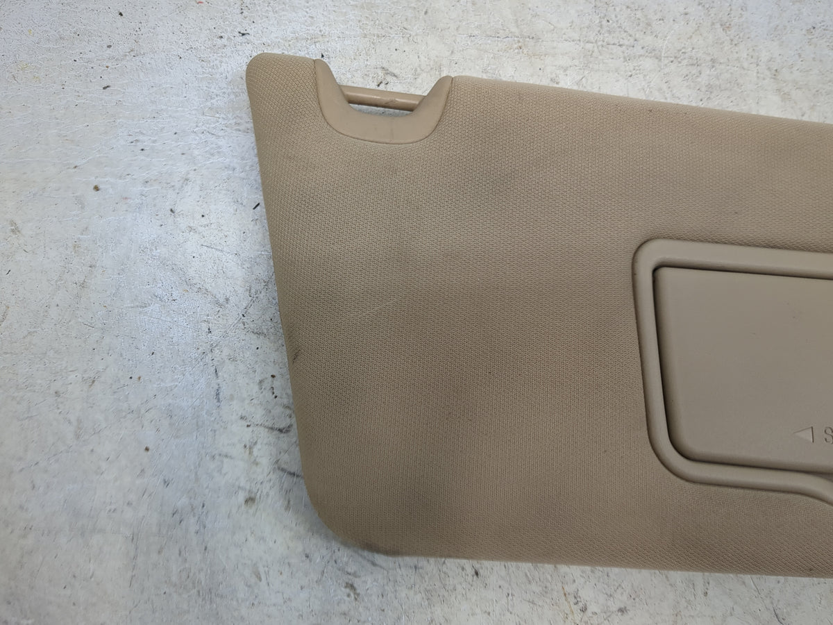 2009-2010 Ford F-150 Sun Visor Shade Replacement Passenger Right Mirror Fits Fits 2009 2010 OEM Used Auto Parts - Oemusedaut