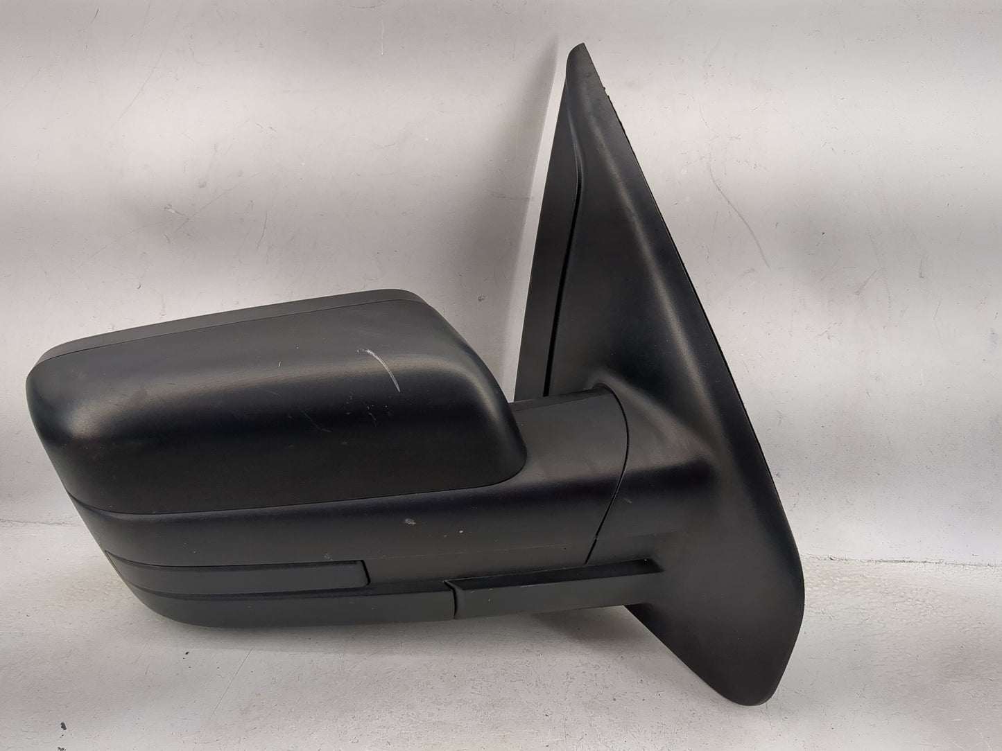 2011-2014 Ford F-150 Driver Side View Mirror - Left Door Mirror OEM Used - Oemusedautoparts1.com