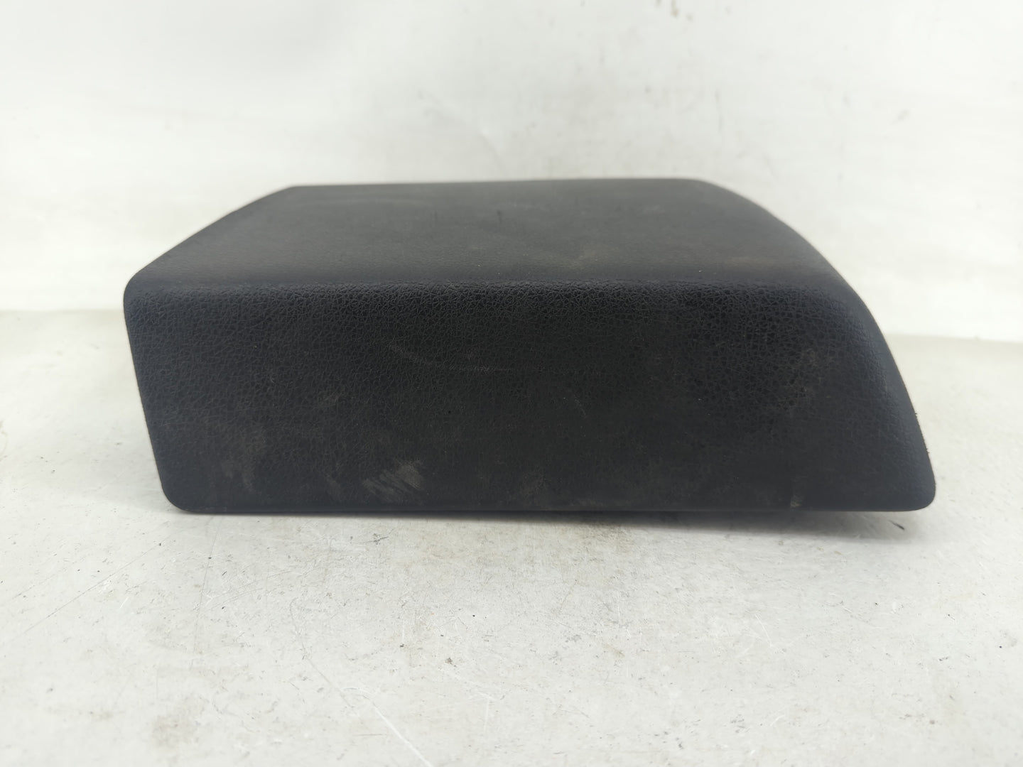 2004-2008 Ford F-150 Center Console Armrest Cover Lid Fits Fits 2004 2005 2006 2007 2008 OEM Used Auto Parts - Oemusedautopa